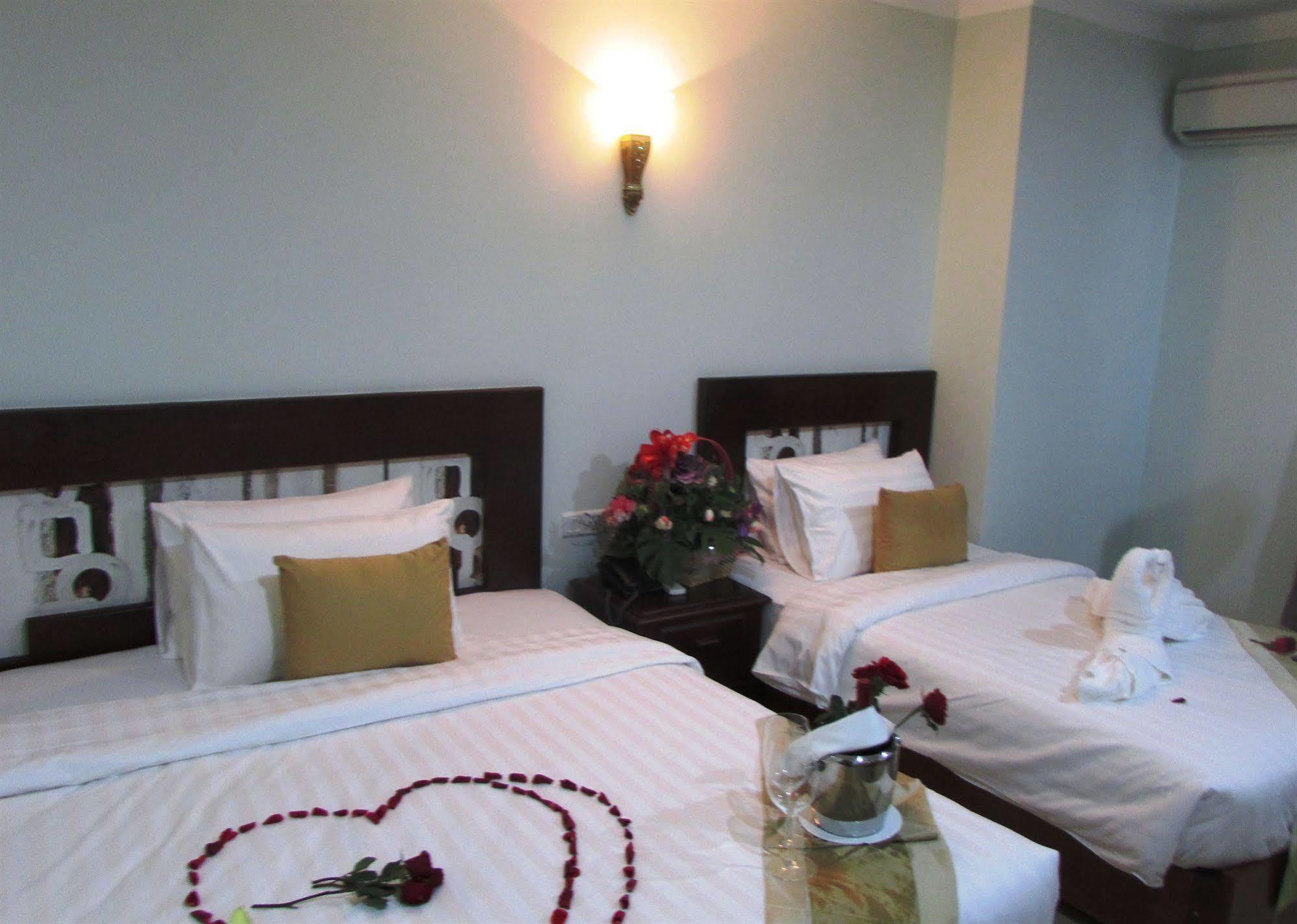 Sen Han Hotel Phnompen Kültér fotó