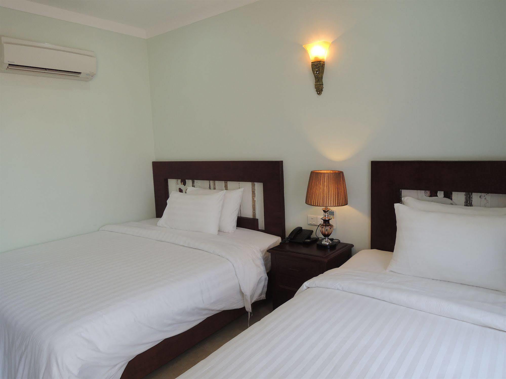 Sen Han Hotel Phnompen Kültér fotó