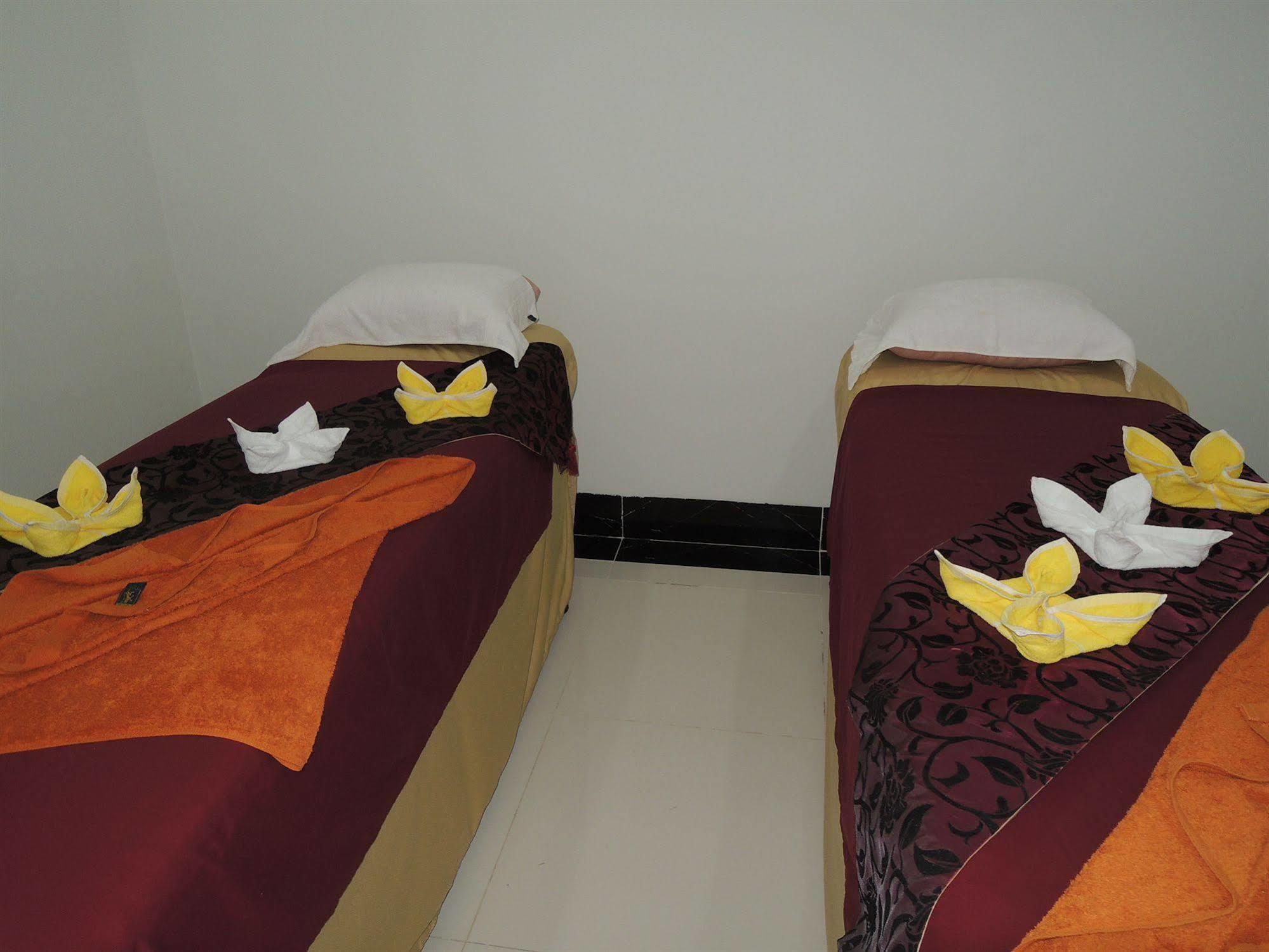 Sen Han Hotel Phnompen Kültér fotó