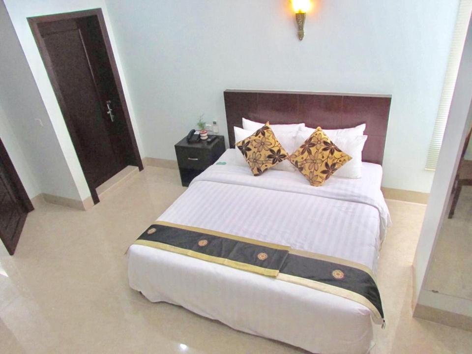 Sen Han Hotel Phnompen Kültér fotó