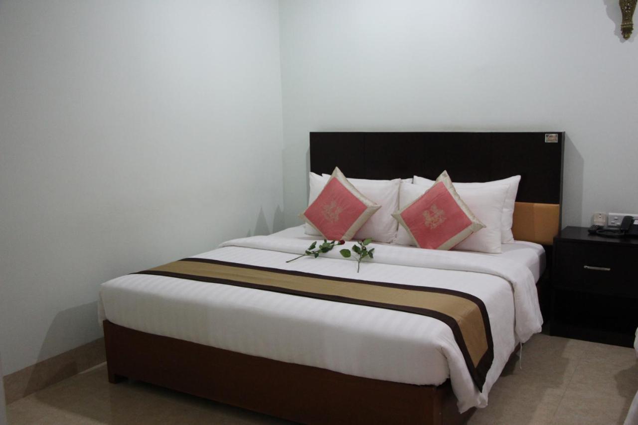 Sen Han Hotel Phnompen Kültér fotó