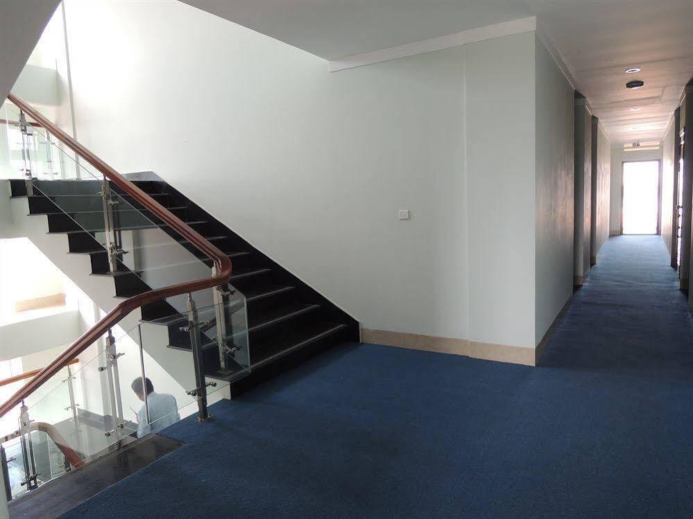 Sen Han Hotel Phnompen Kültér fotó